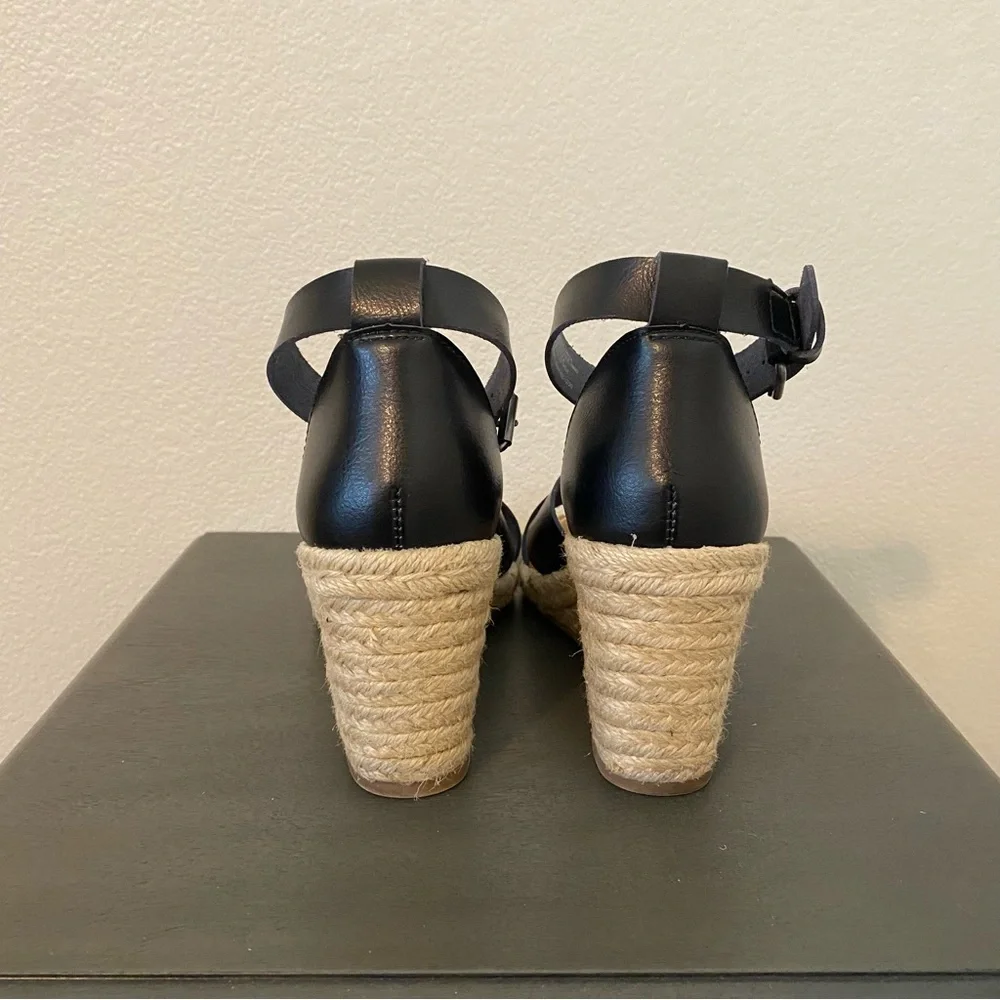 Universal Thread effortless espadrille